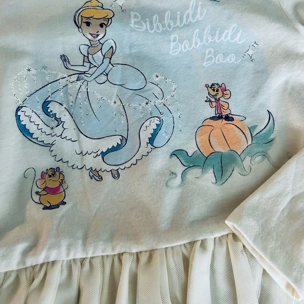 Disney Princess Two Pc. Long-Sleeve Pants Set for Size 5 Girls. - Picture 5 of 14